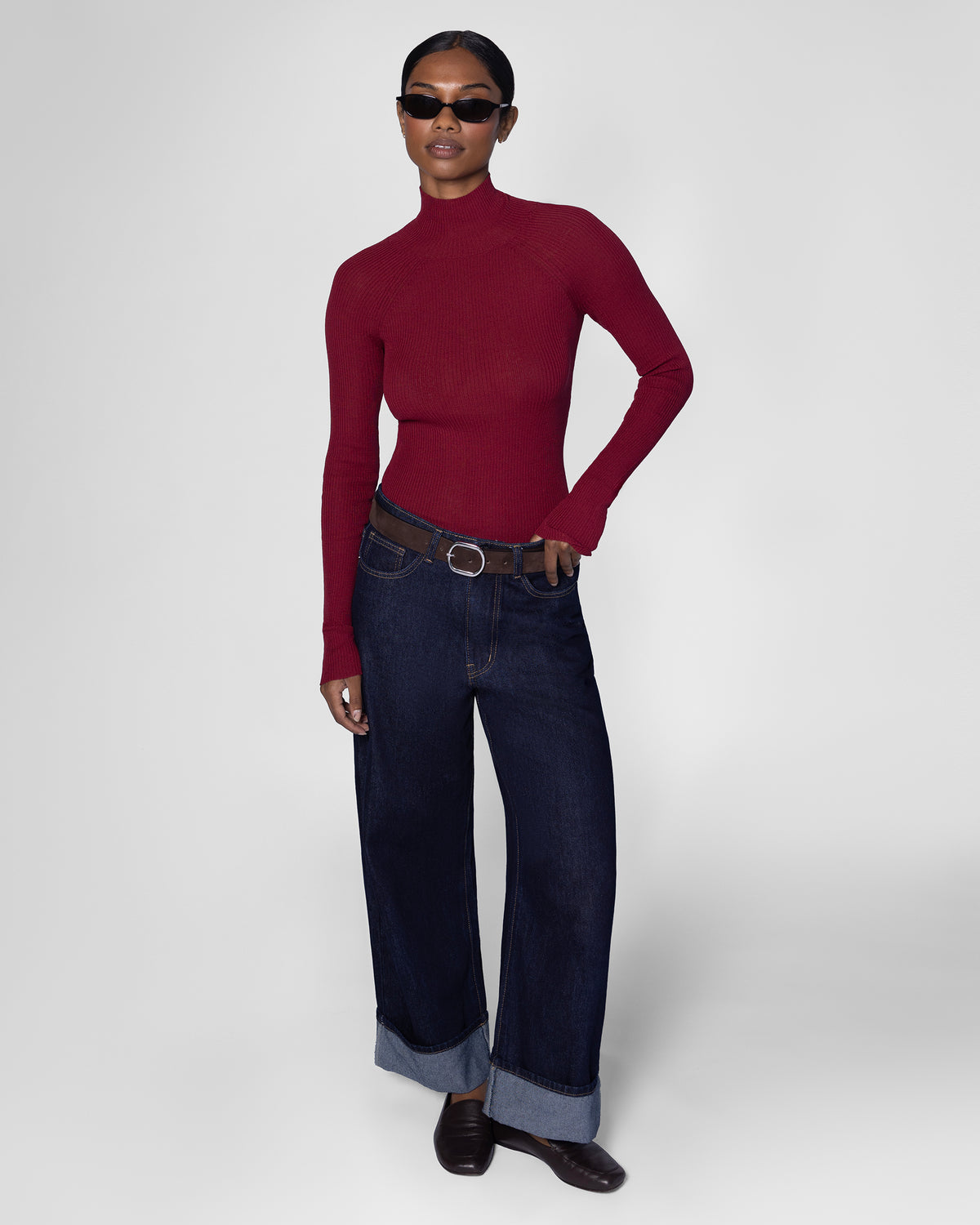 [Burgundy] - Model