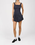 [Navy/White] - Model