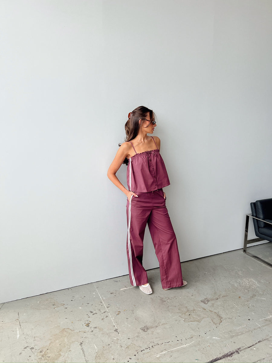 Plum/White