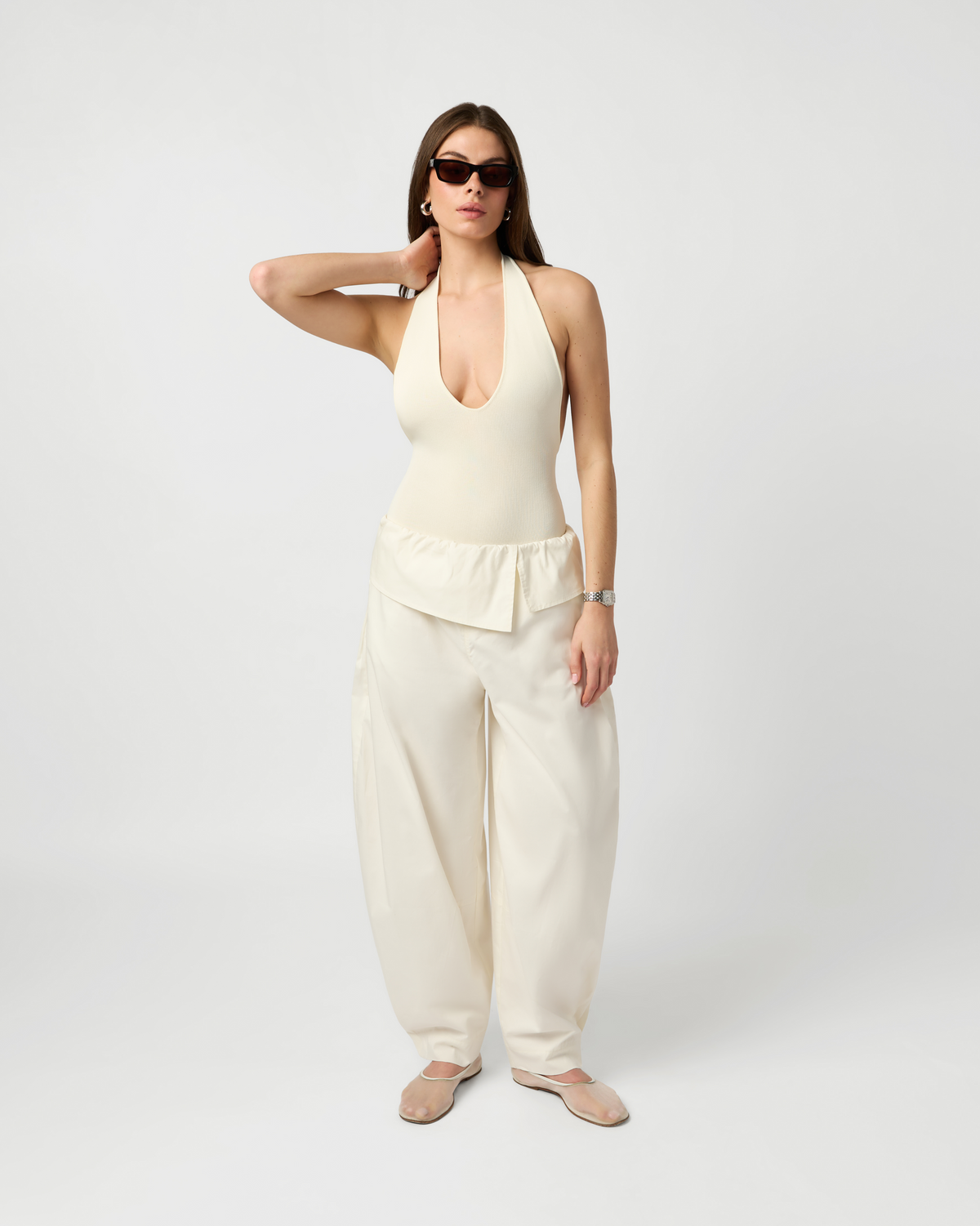 [Ivory] - Model